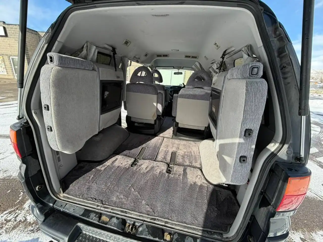 Mitsubishi Delica снимка Mitsubishi Delica