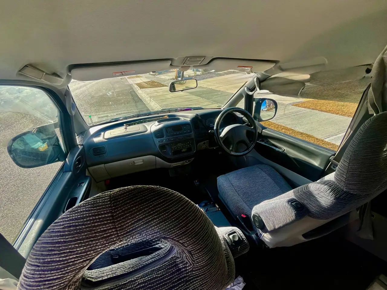 Mitsubishi Delica снимка Mitsubishi Delica