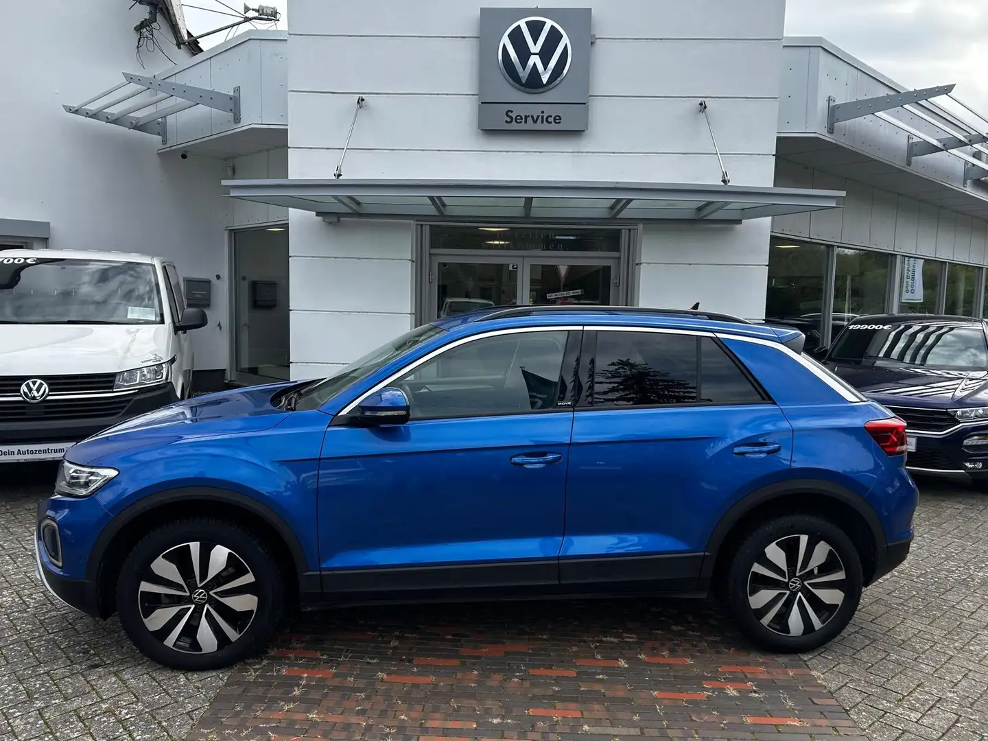 Volkswagen T-Roc 2.0 TDI DSG Move Blau - 2