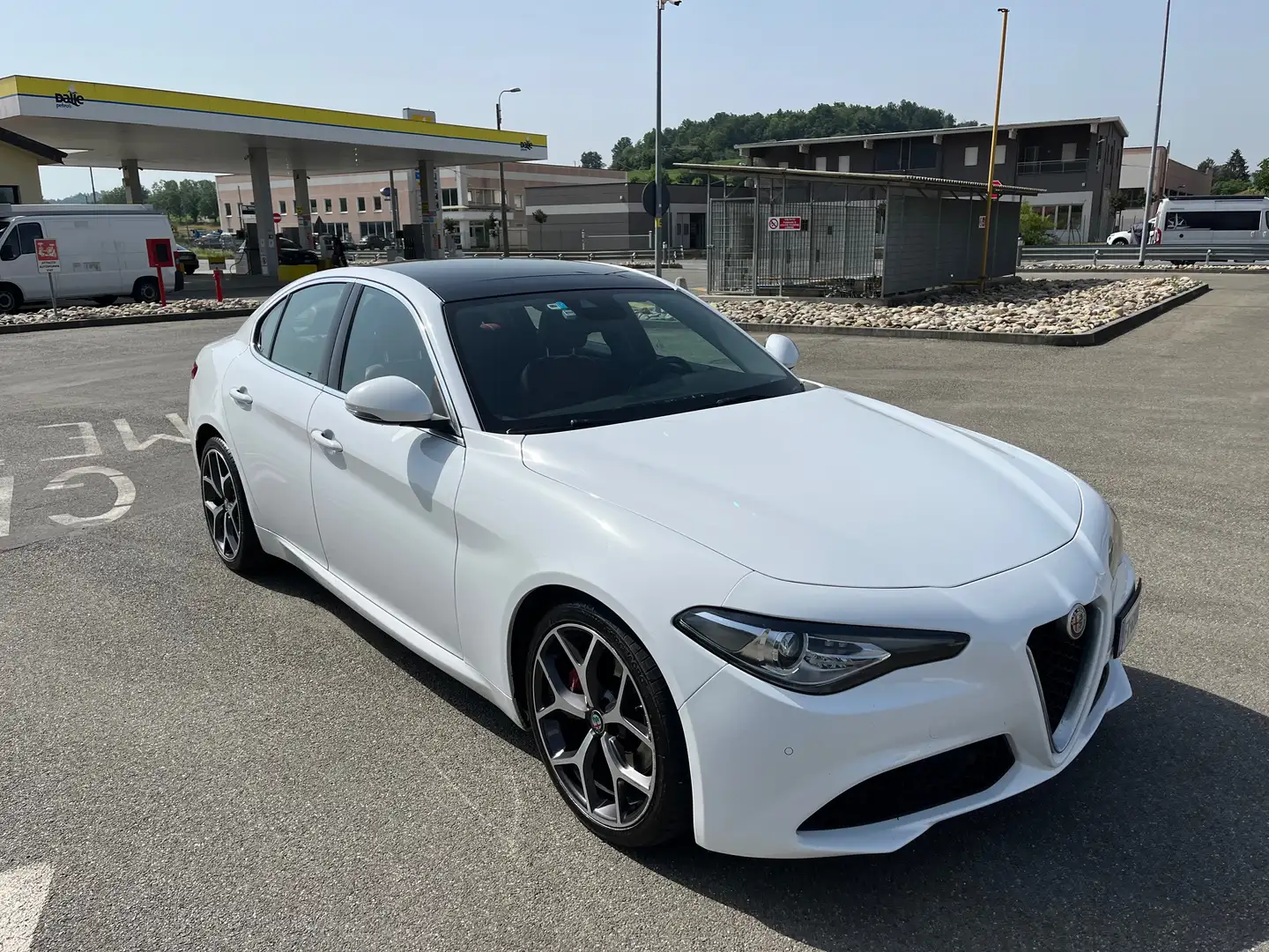 Alfa Romeo Giulia Giulia 2016 2.2 t Lusso 190cv auto Bianco - 1