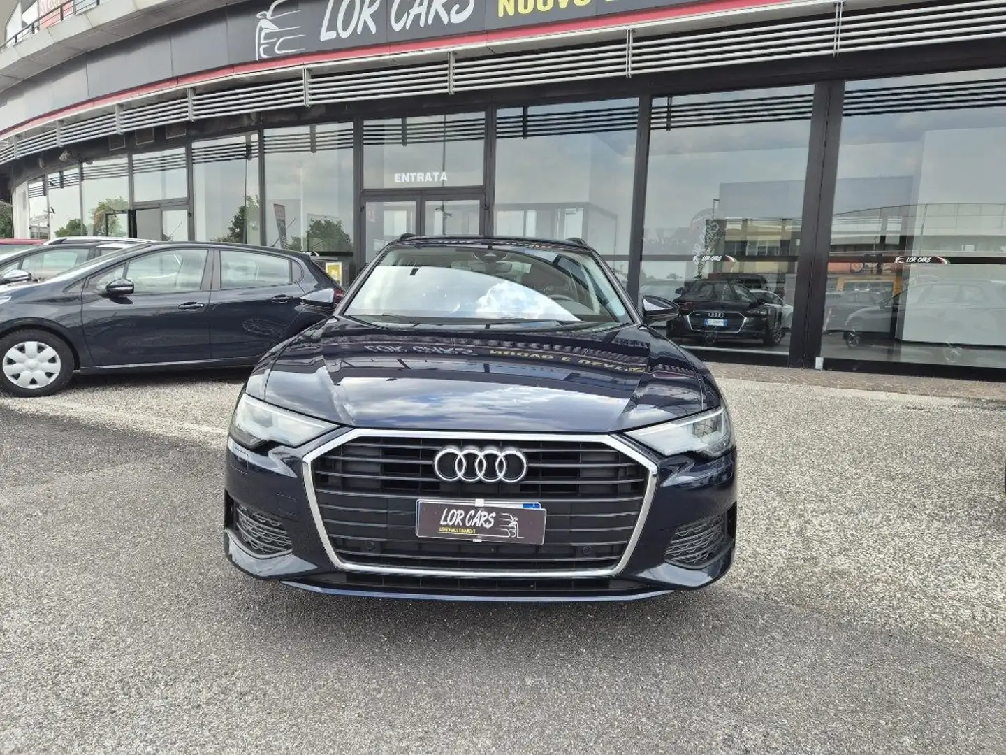 Audi A6 Avant 40 2.0 TDI S tronic Business Design Azul - 2