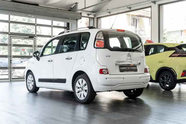 Citroen C3 view 4