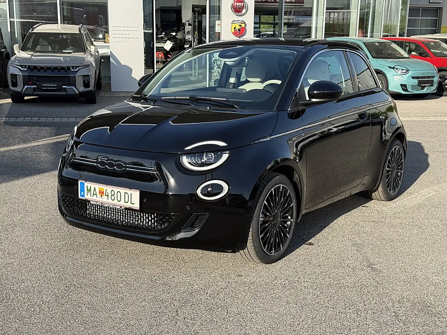 Fiat 500e 500 Elektro 3+1 42 kWh La Prima Schwarz - 1