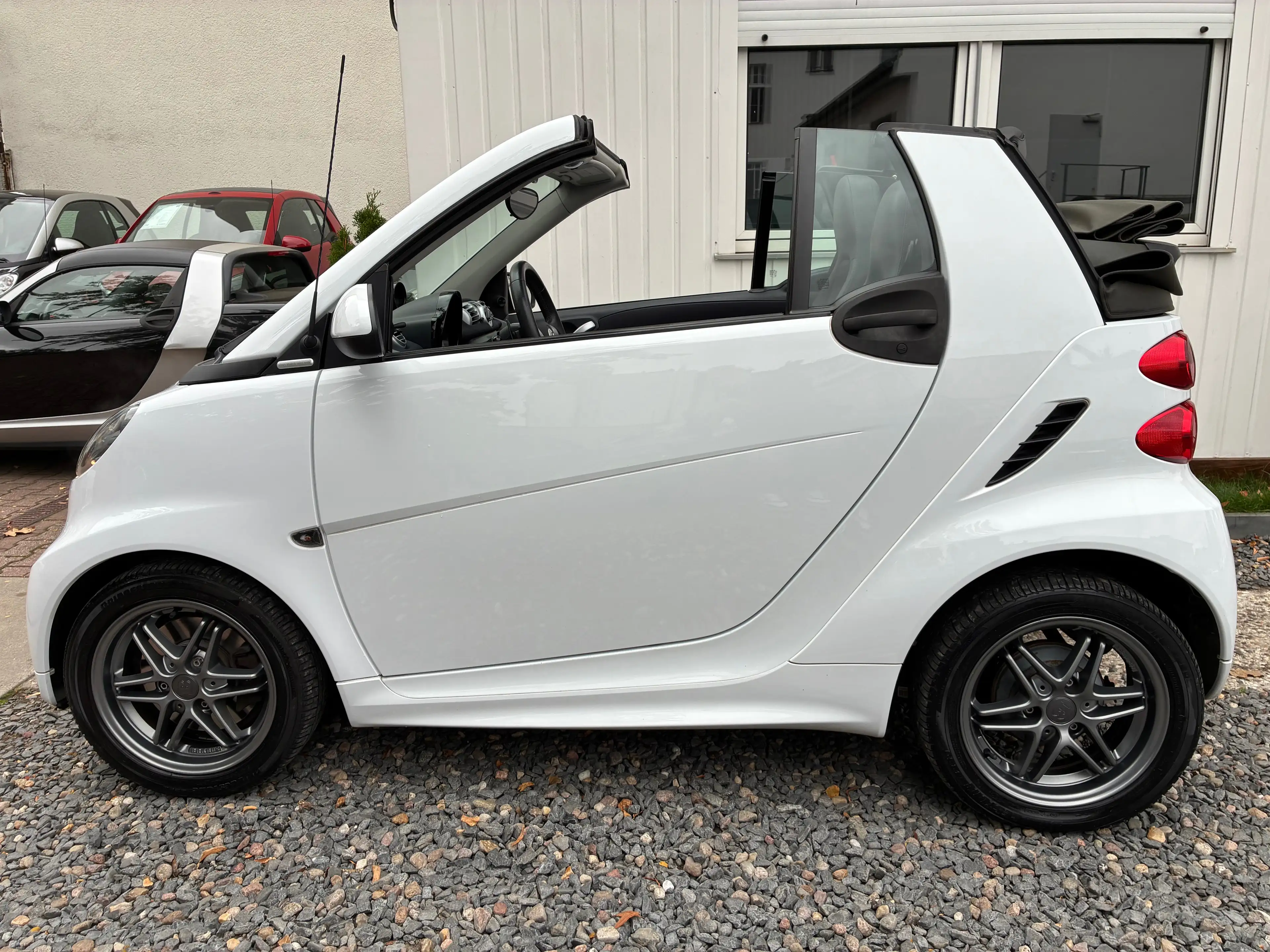 smart forTwo smart fortwo cabrio Brabus Tailormade — photo 11