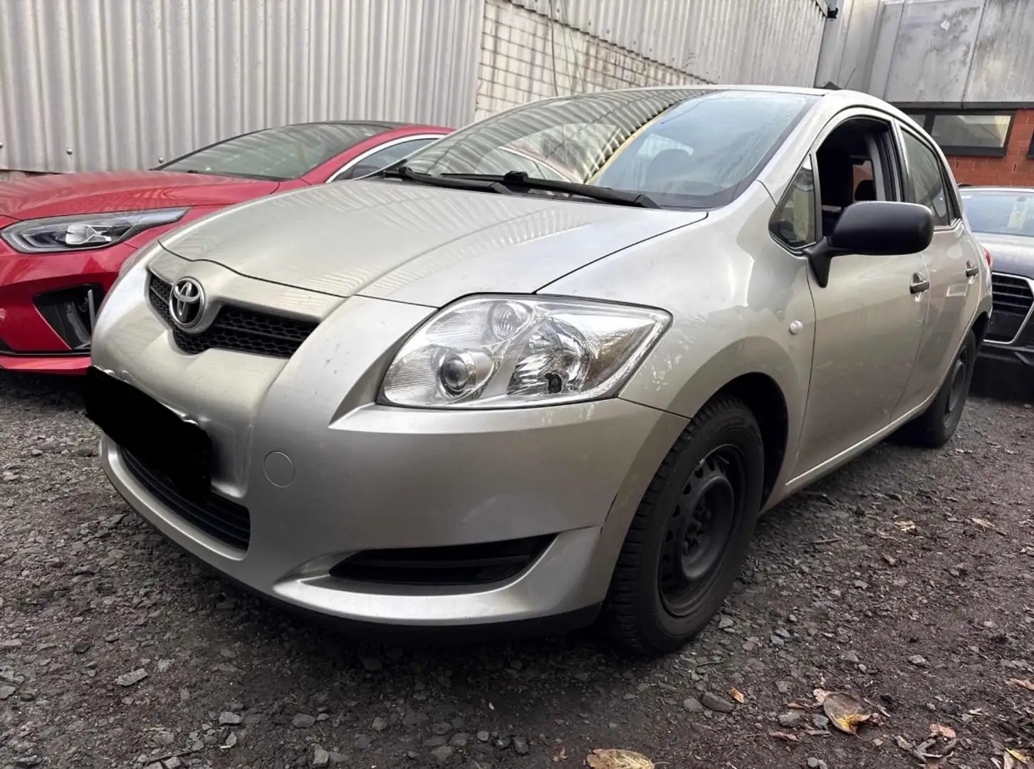 Toyota Auris Auris 1.4 VVT-i Team Silber - 1