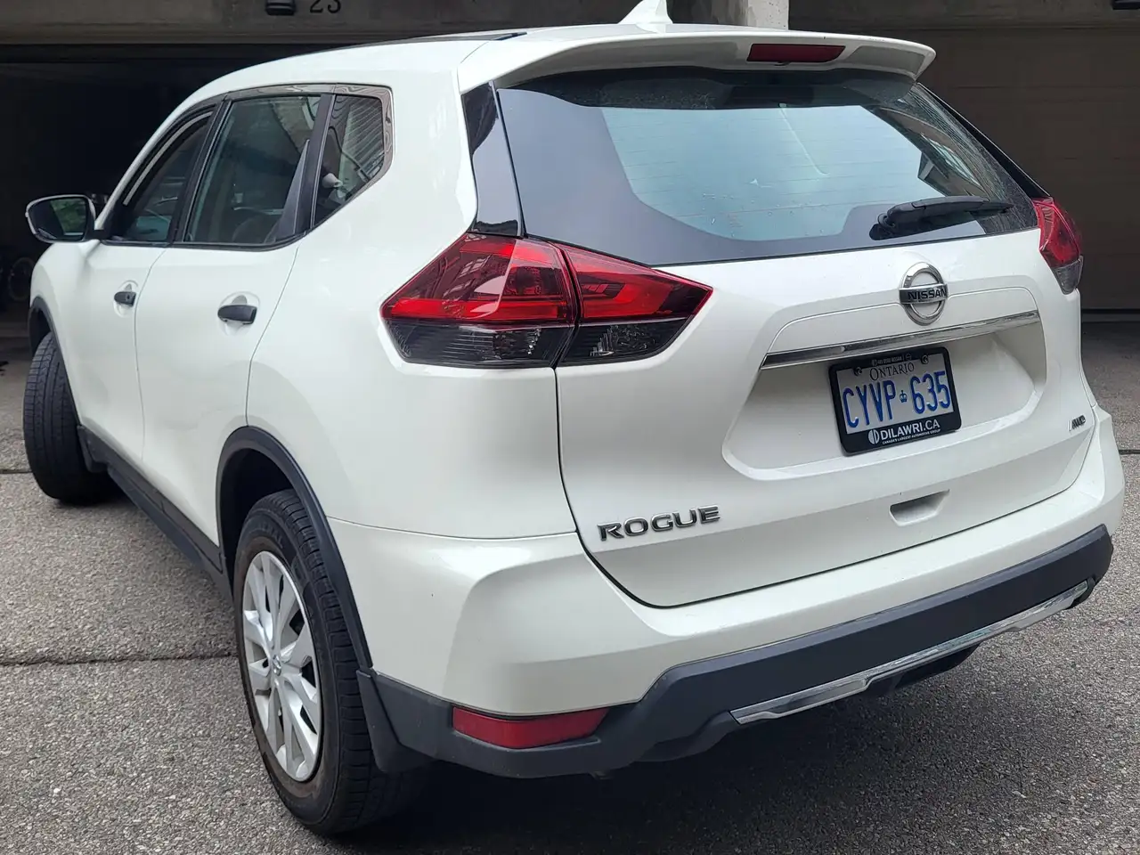 Nissan Rogue fotografie Nissan Rogue