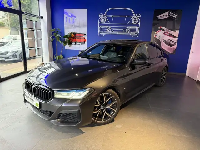 BMW 545 SERIE G30 LCI 545e TwinPower Turbo xDrive 394 ch BVA8 M Sport