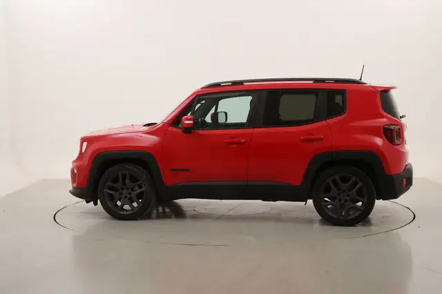 Jeep Renegade view 2