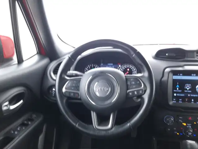 Jeep Renegade view 11