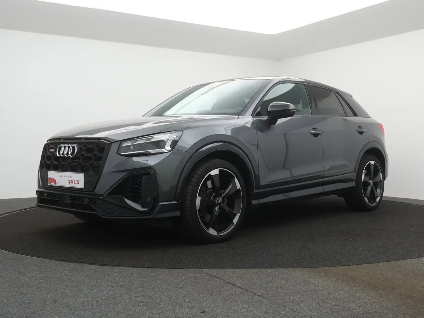 Audi SQ2 2.0TFSI Quattro 300PK *AUTOMAAT*HALF LEDER*FULL LED*SHADOWLOOK*... Grau - 1