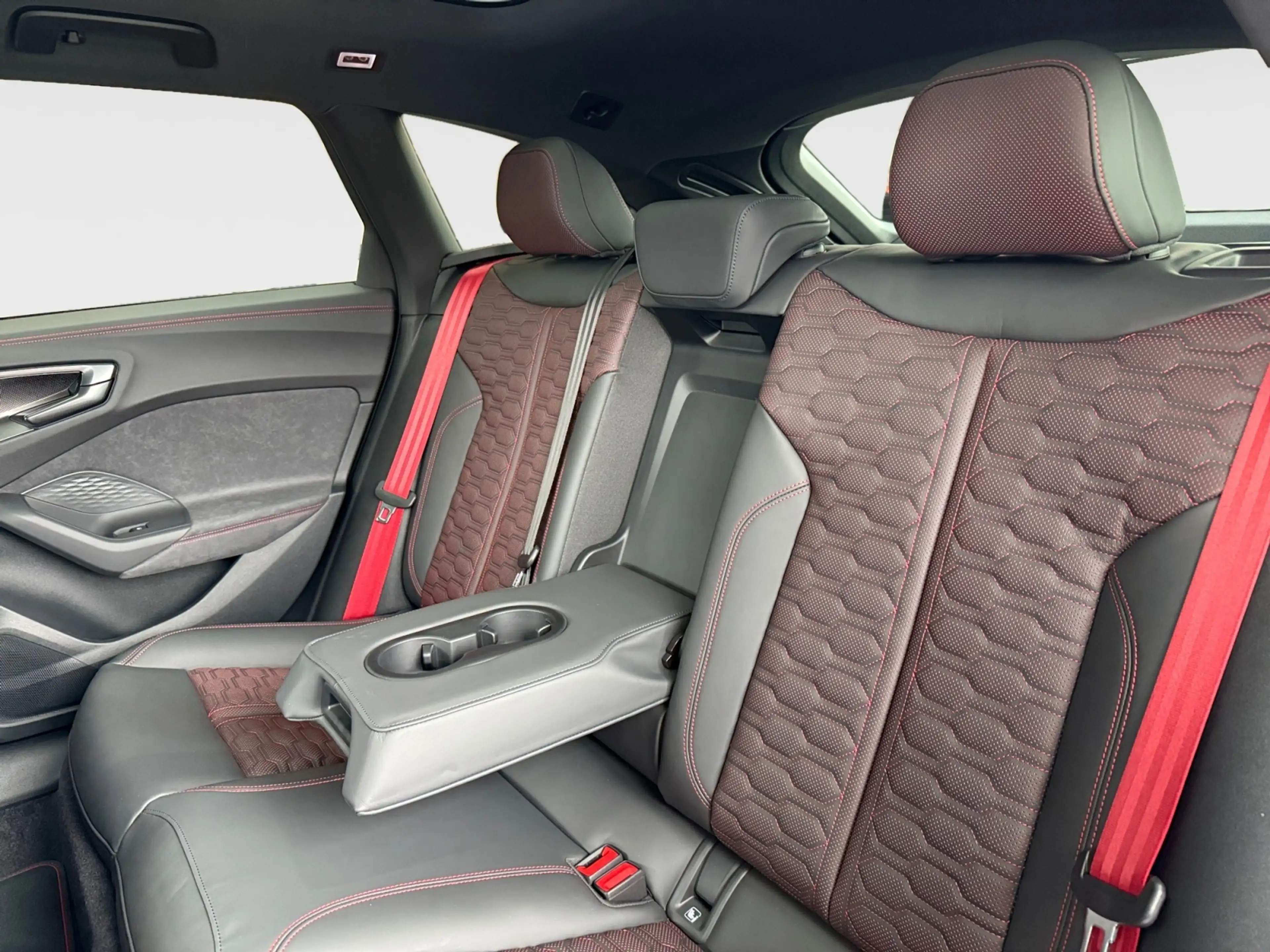 Audi RS5 Avant 2.9 TFSI e quattro KERAMIK HUD B&O Pano Car — photo 9