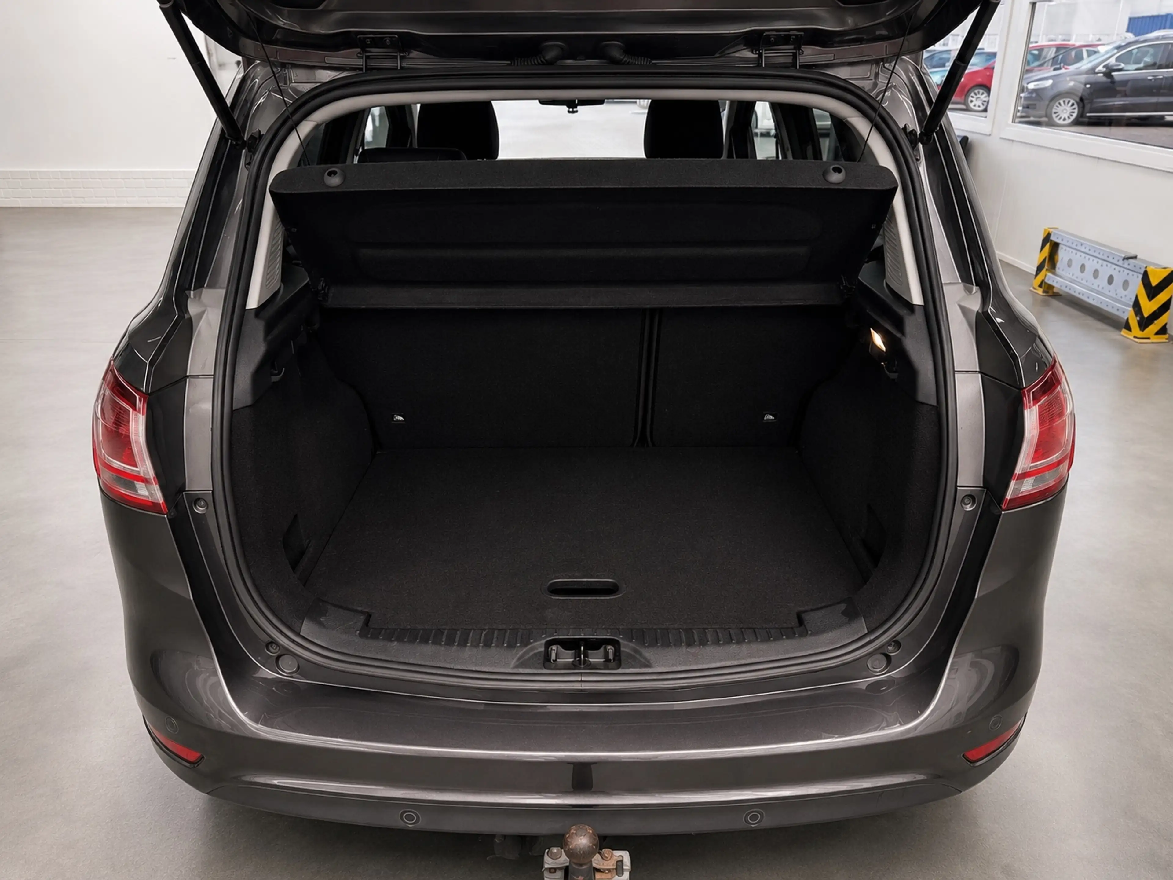 Ford B-Max 1.0 EcoBoost Titanium | Camera | Cruise | Clima — photo 11