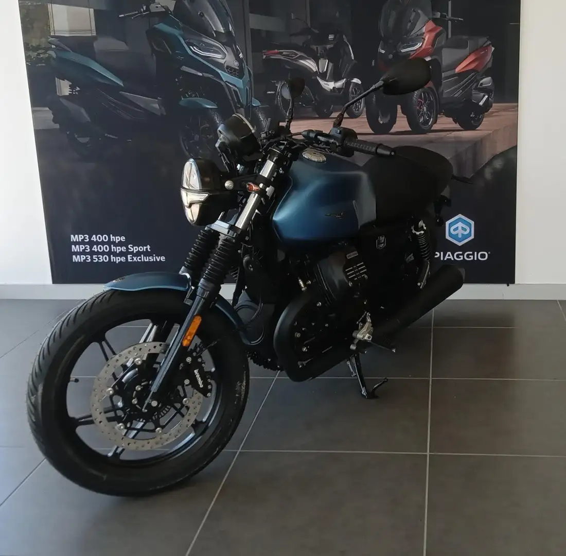 Moto Guzzi V 7 STONE EURO 5+ Blu/Azzurro - 1