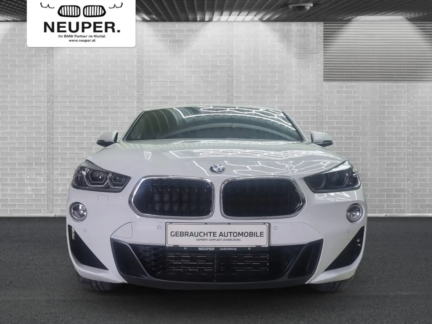 BMW X2 sDrive18d Weiß - 2