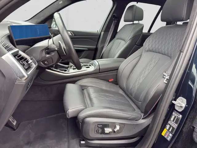 BMW X5 view 8