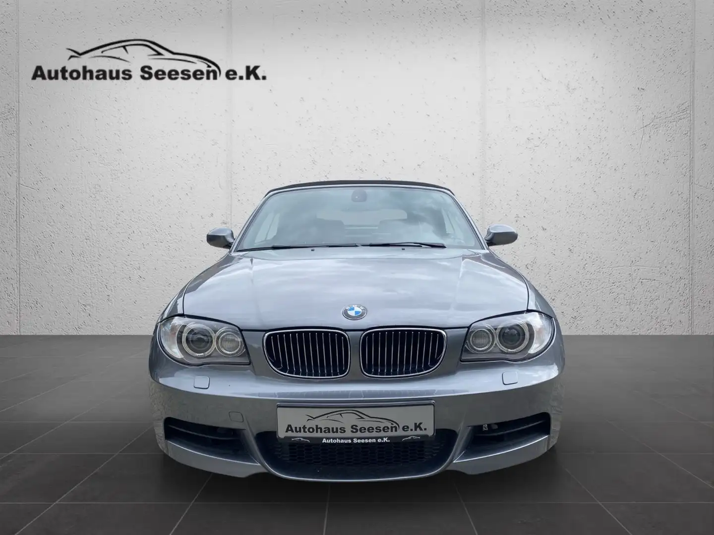 BMW 135 i Cabrio M-Paket*2-Hand*Xenon*Leder* Gri - 2