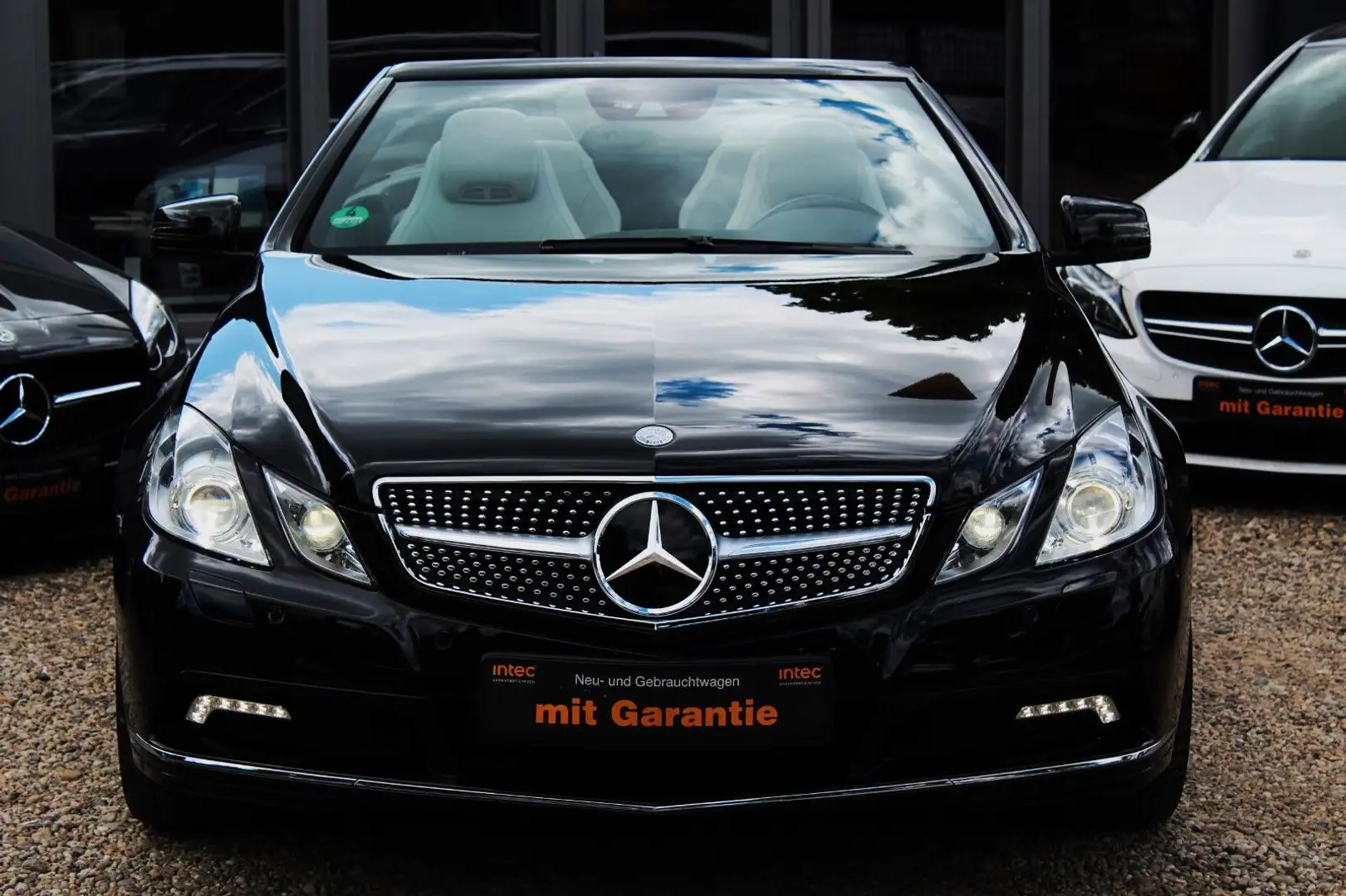 Mercedes-Benz E 350 Cabriolet AVANTGARDE XENON PDC NAVI MEMORY Schwarz - 2