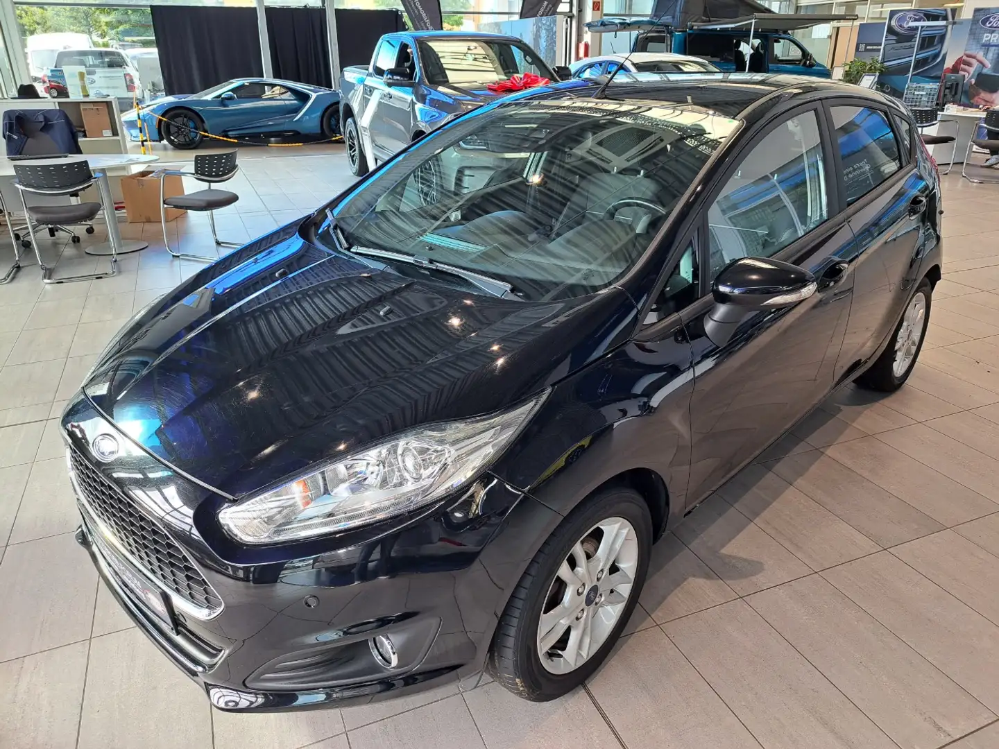 Ford Fiesta 1.0 EcoBoost Celebration RFK PDC Navi Noir - 2