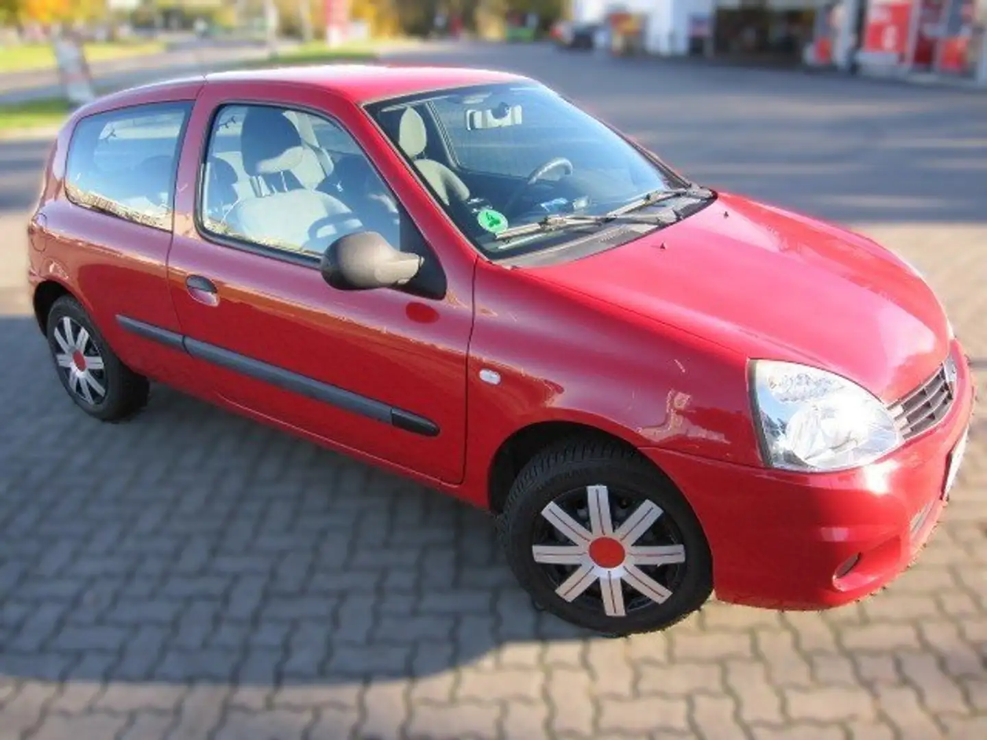 Renault Clio Clio 1.2 16V Campus Authentique Rot - 1
