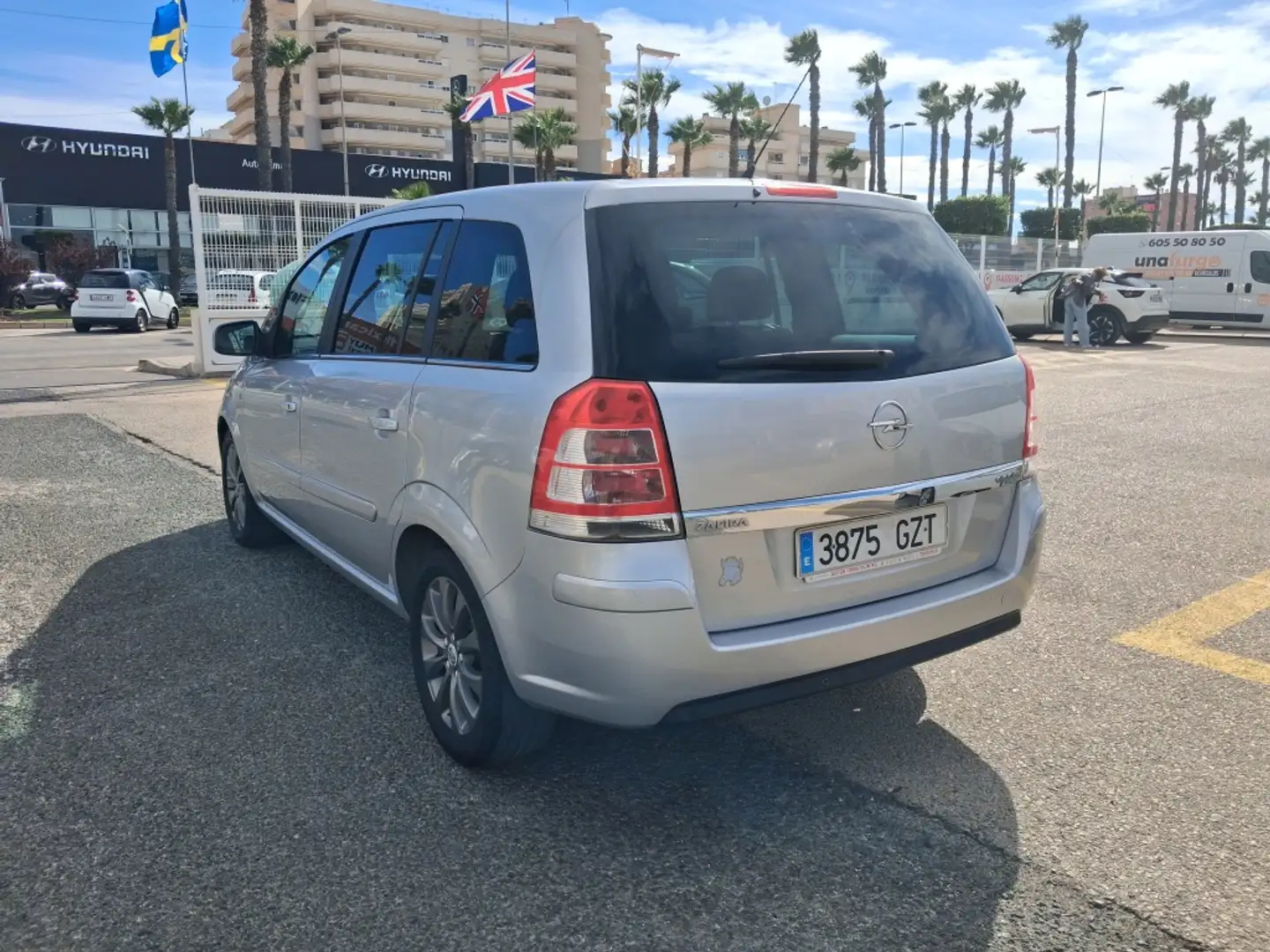 Opel Zafira 1.7CDTi 111 Years Plateado - 2