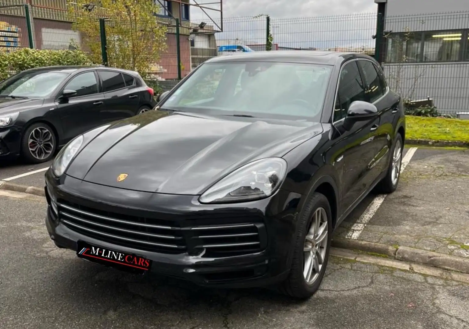 Porsche Cayenne 3.0 V6 476ch E-Hybrid Negro - 1