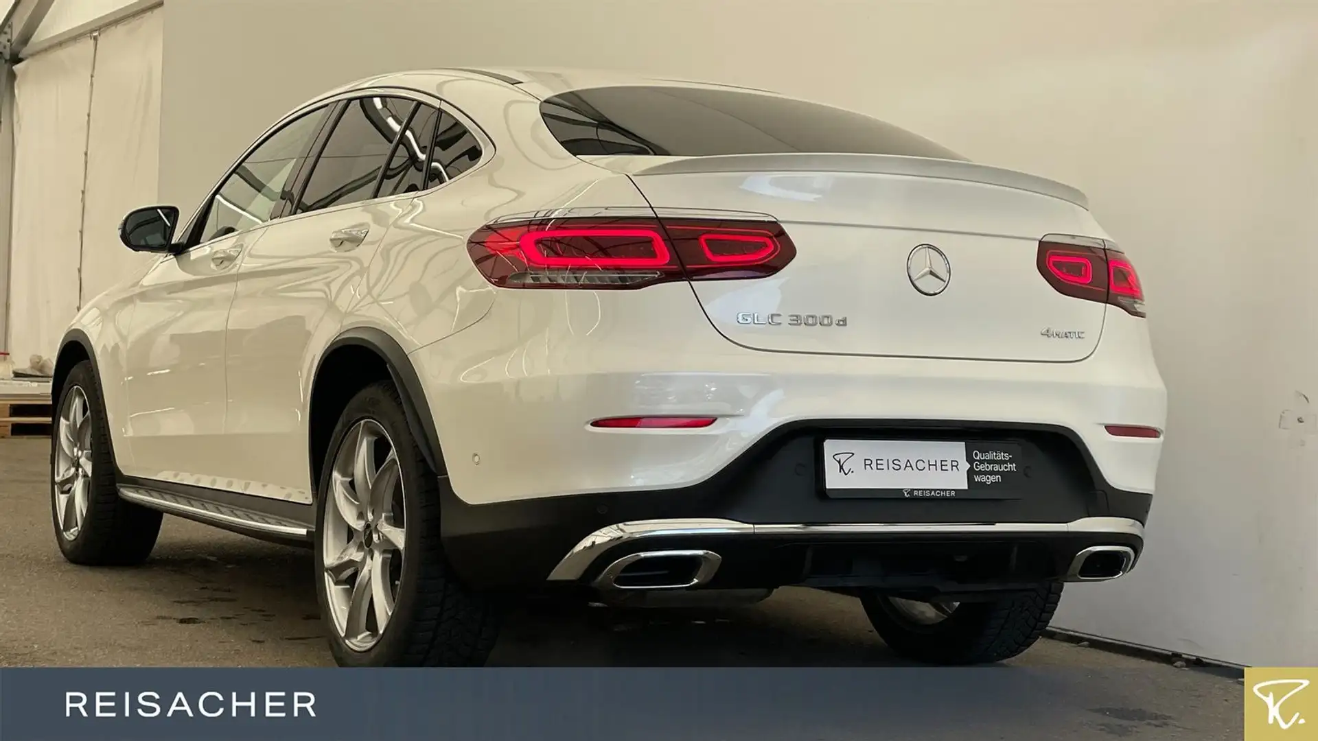 Mercedes-Benz GLC 300 d AMG Coupe Burmester ACC 360 HuD 20"LM Weiß - 2