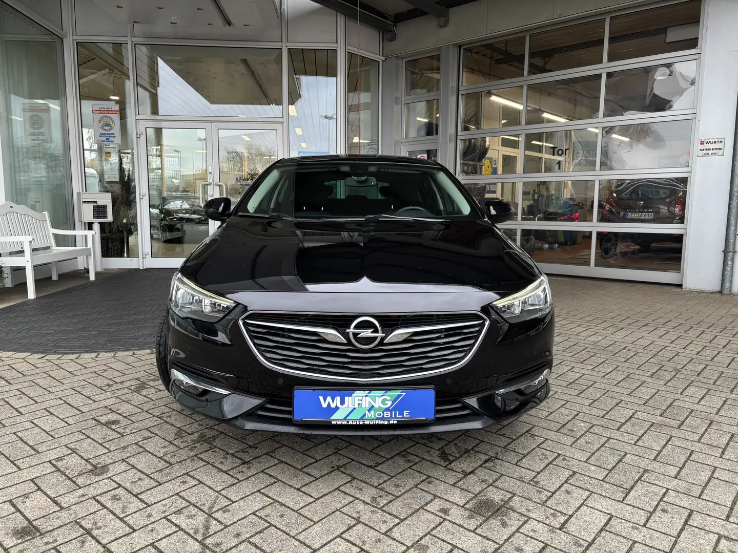 Opel Insignia 2.0 CDTI NAVI FLA AHK Business Edition Schwarz - 2
