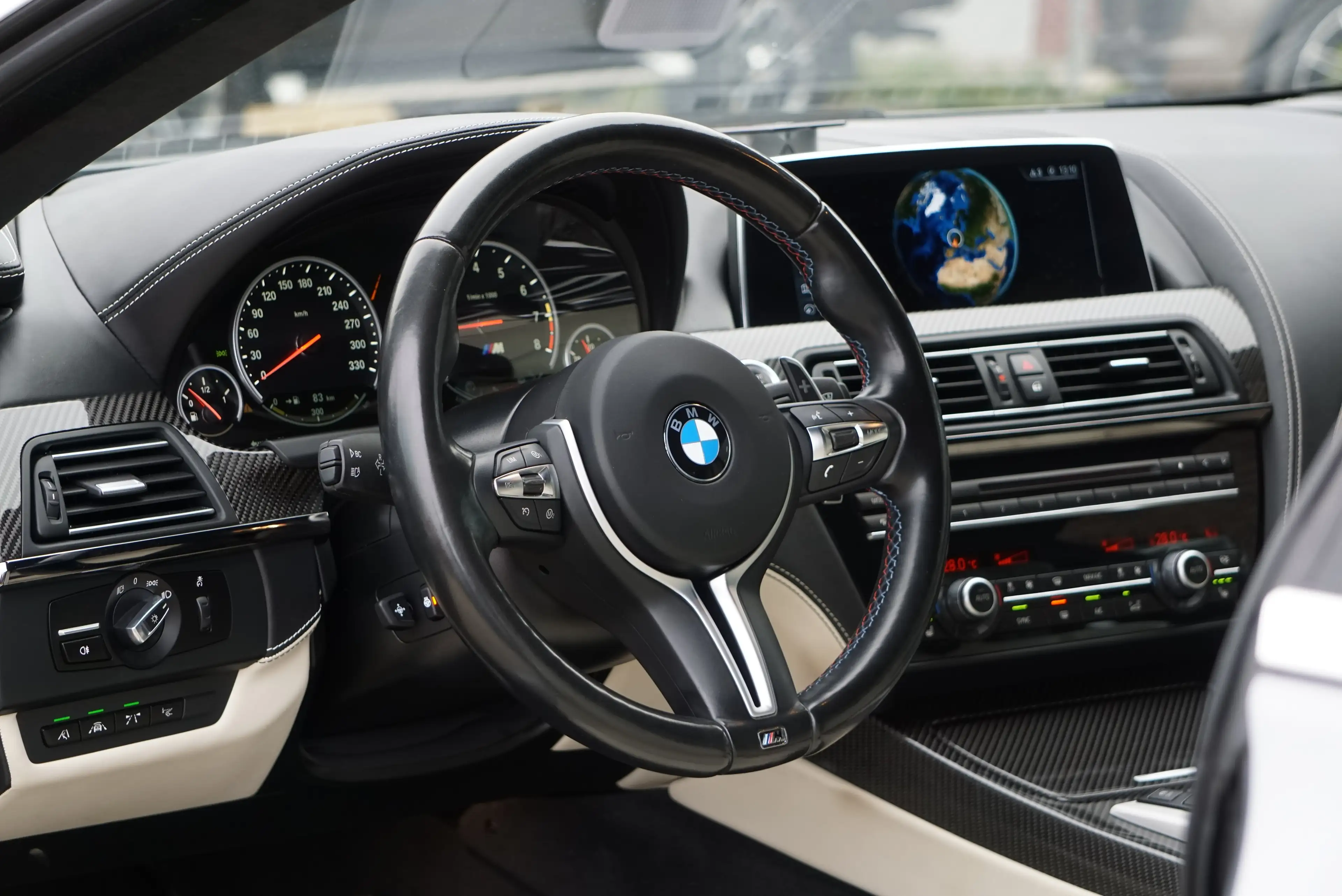 BMW M6 V8 Biturbo Compétition B&O Carbone HUD Carnet — photo 8