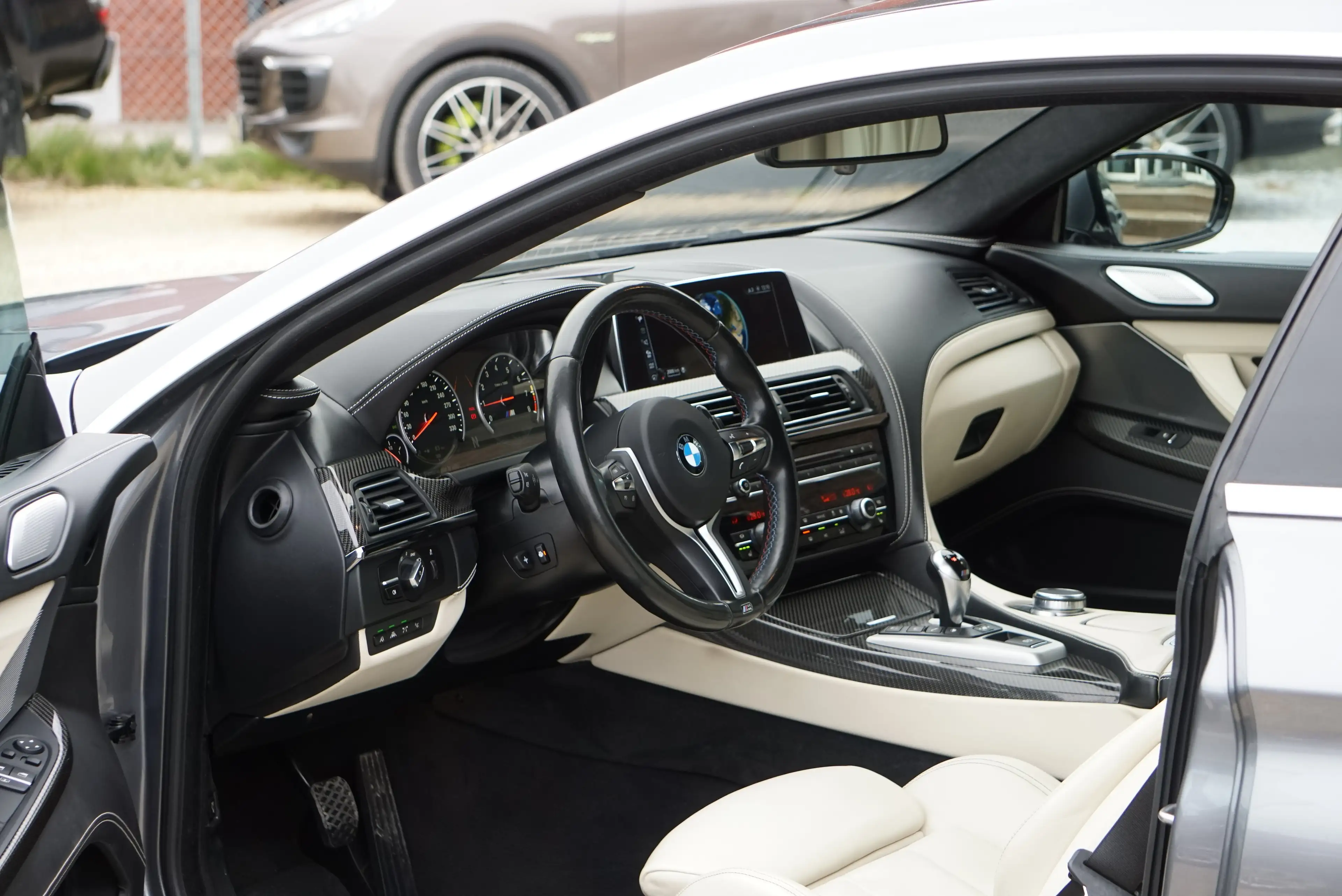 BMW M6 V8 Biturbo Compétition B&O Carbone HUD Carnet — photo 7
