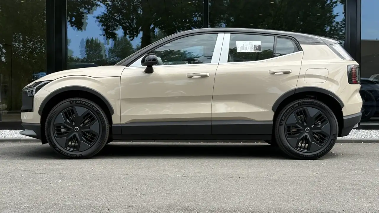 Volvo EX30 2026
