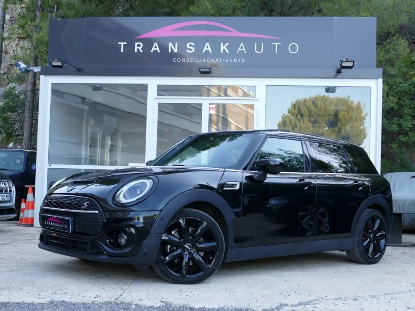 MINI Cooper Clubman F54 LCI Cooper SD 190 ch BVA8 Edition Knightsbridg Schwarz - 1