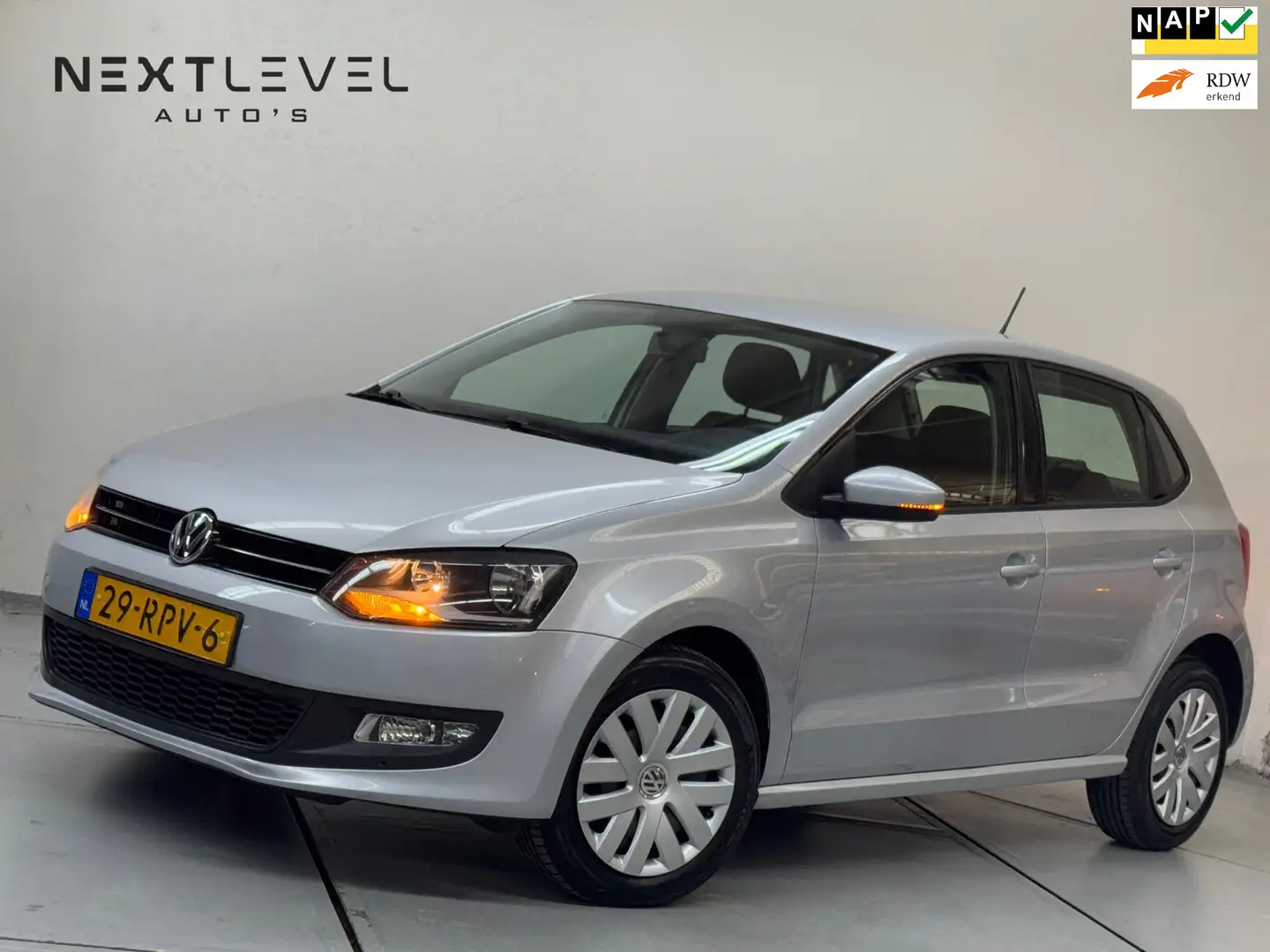 Volkswagen Polo 1.4-16V Comfortline AUTOMAAT NAP Airco Cruise Grau - 1