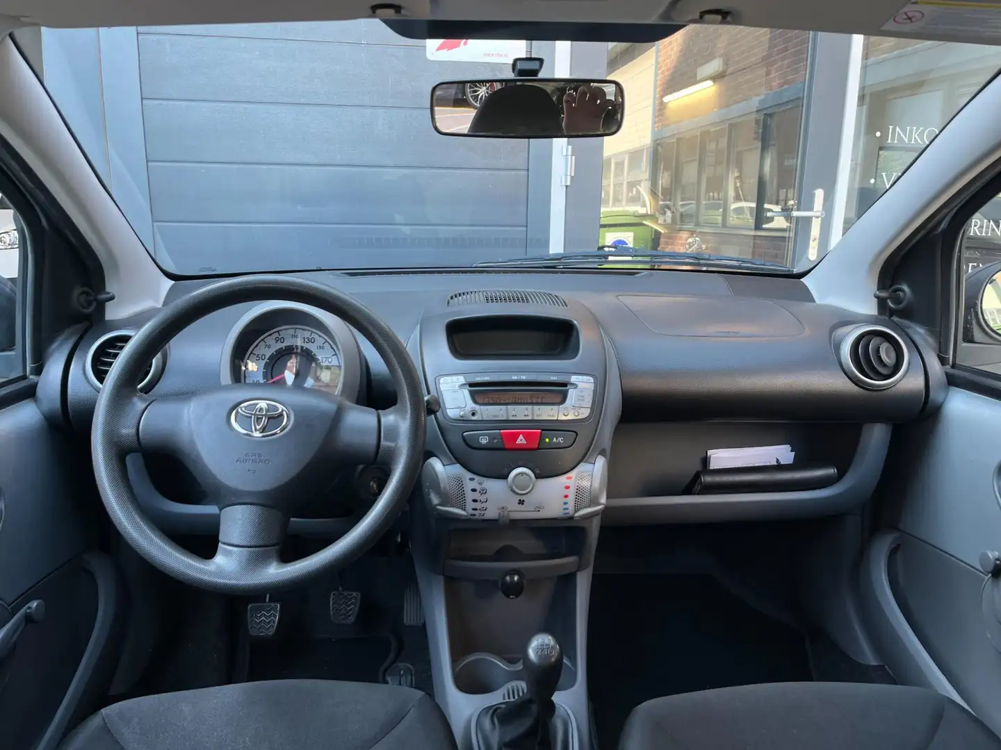 Toyota Aygo 1.0-12V Access|Nap|Airco|Apk|Aux Grijs - 2