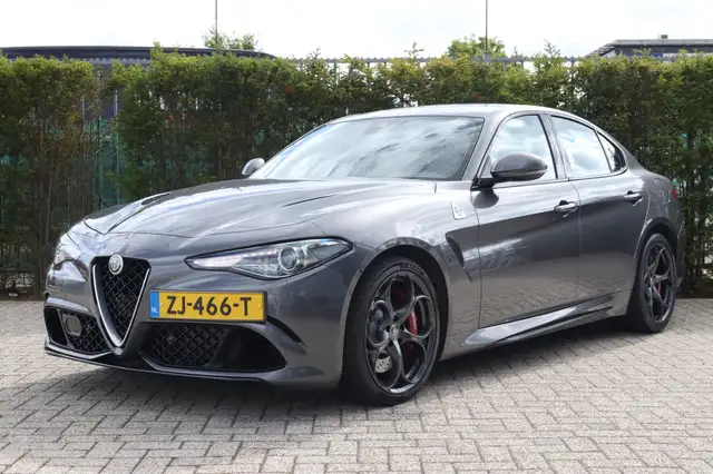 Alfa Romeo Giulia 2.9 V6 Quadrifoglio | Carbon | Harman & Kardon | C