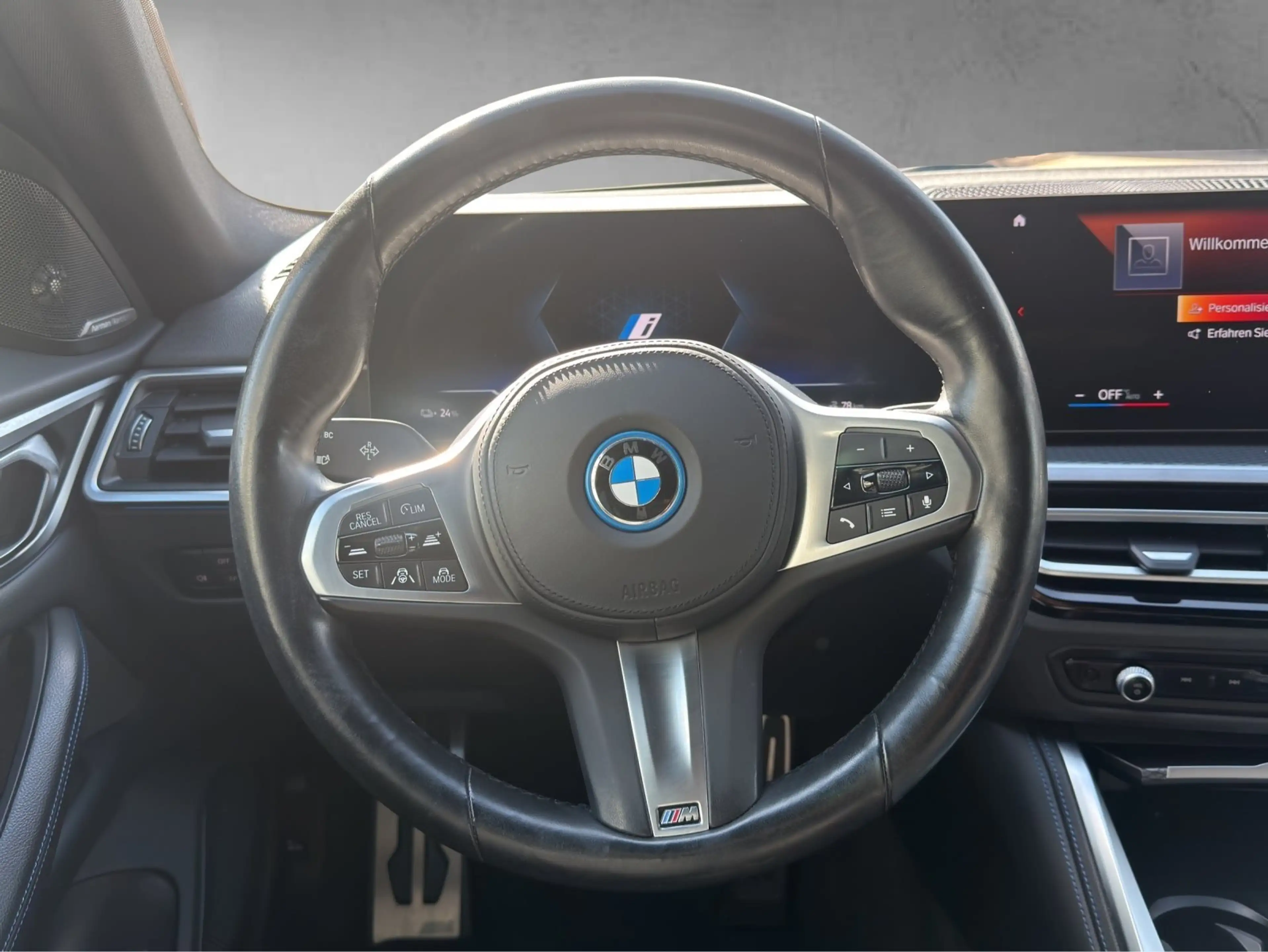 BMW i4 eDrive35 M Sport Pro ACC 360° AHK H&K — photo 16