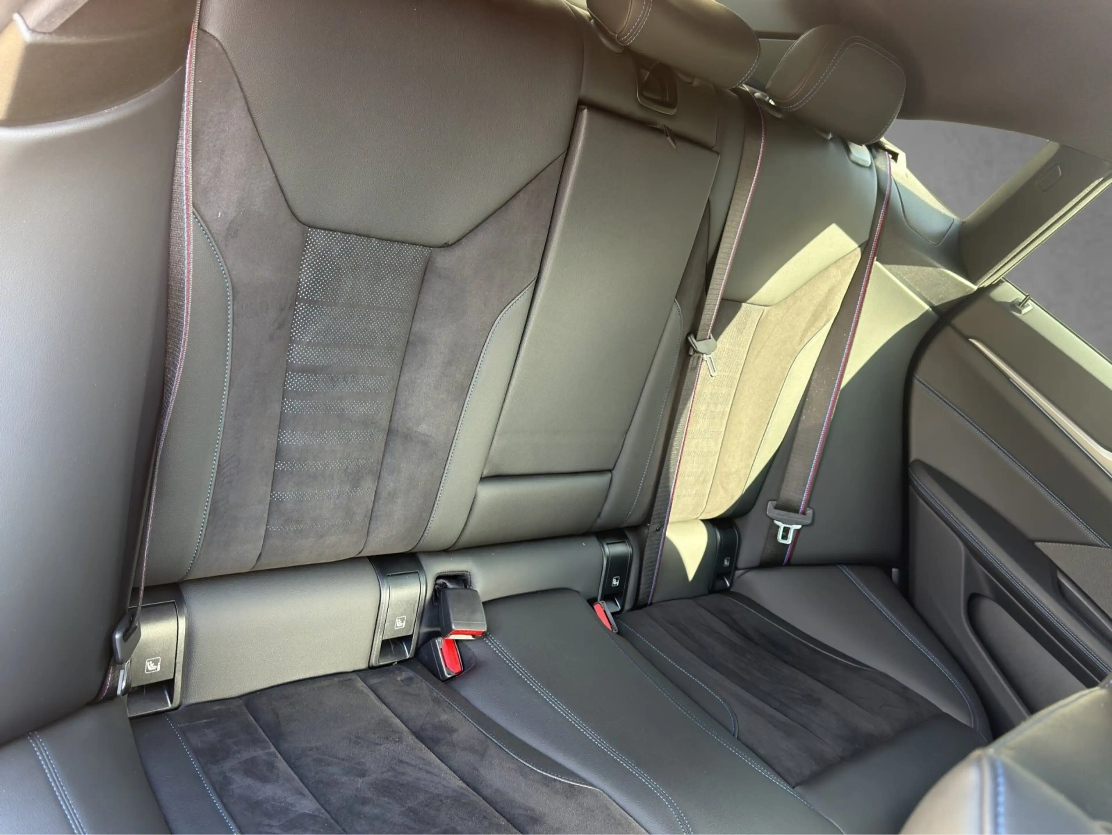 BMW i4 eDrive35 M Sport Pro ACC 360° AHK H&K — photo 14