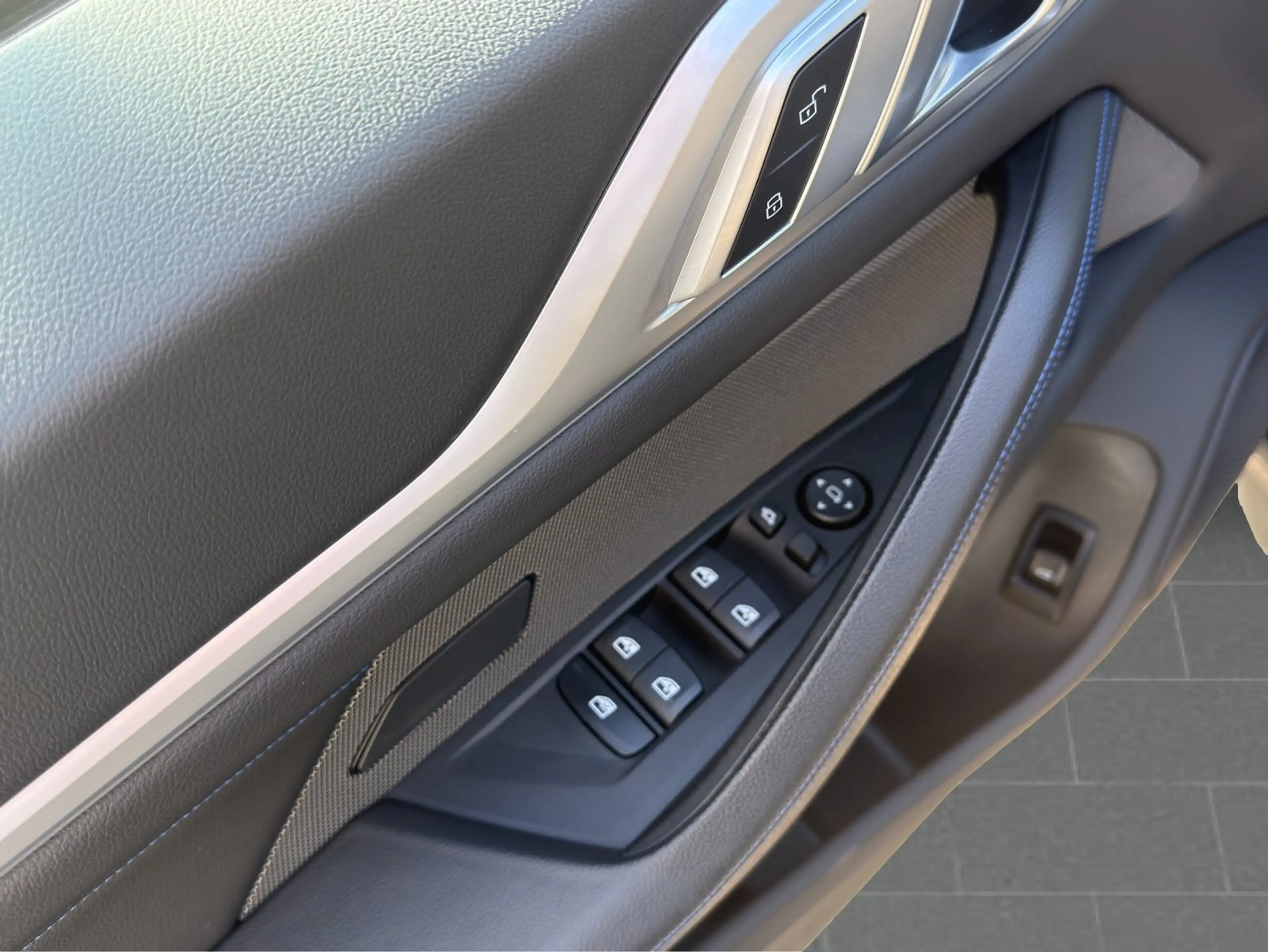 BMW i4 eDrive35 M Sport Pro ACC 360° AHK H&K — photo 11