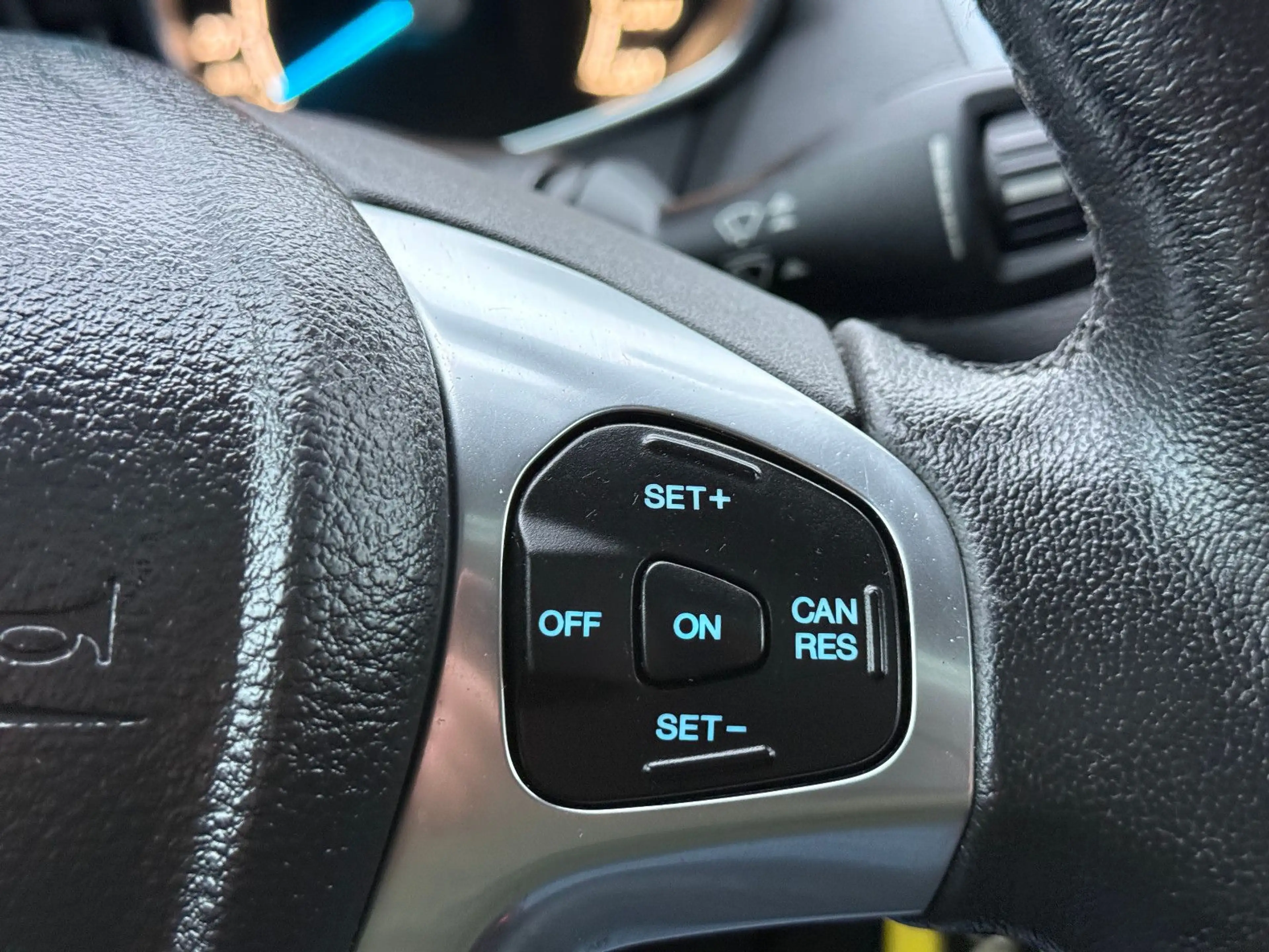 Ford B-Max Cool&Sound*Klima*Panorama*SHZ*GJR*AUX&USB* — photo 13