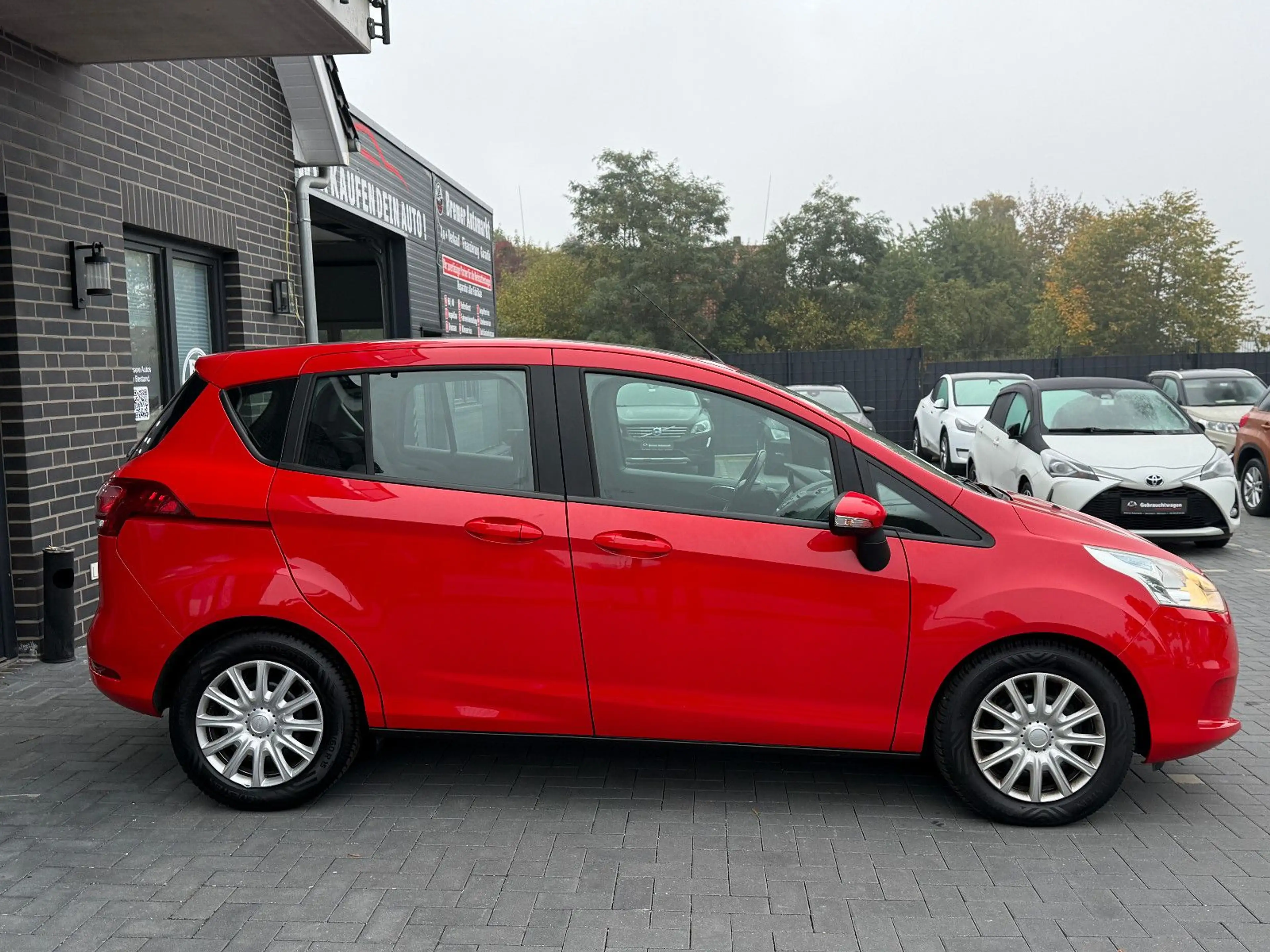 Ford B-Max Cool&Sound*Klima*Panorama*SHZ*GJR*AUX&USB* — photo 4
