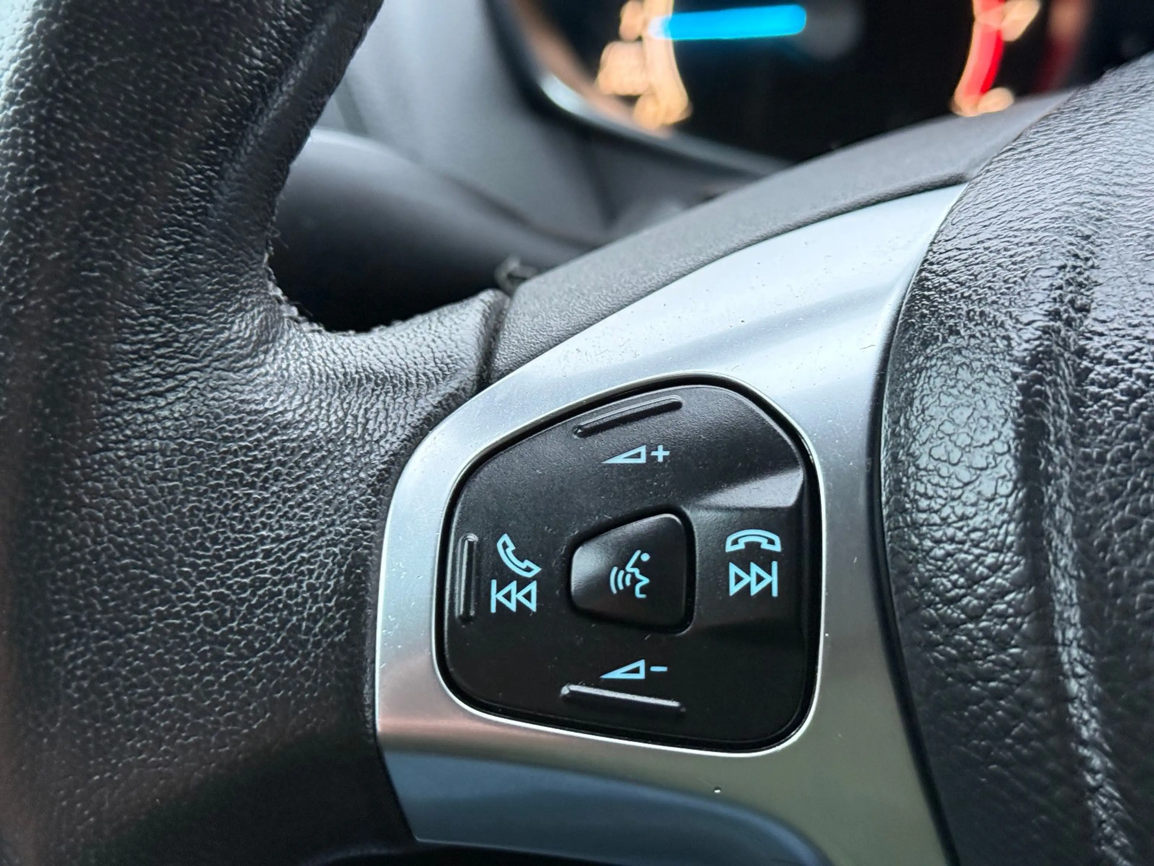 Ford B-Max Cool&Sound*Klima*Panorama*SHZ*GJR*AUX&USB* — photo 12
