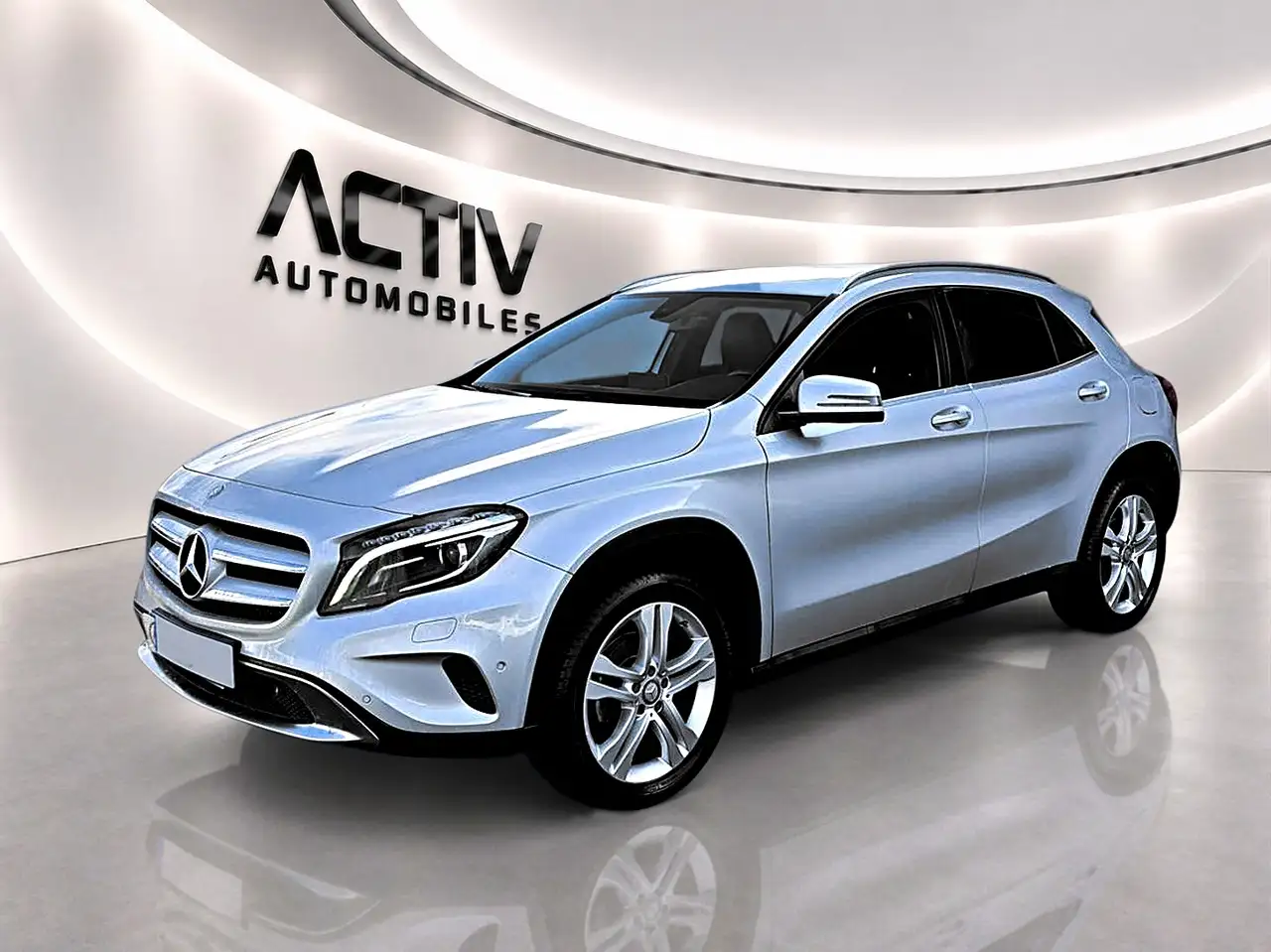 Mercedes-Benz GLA 180