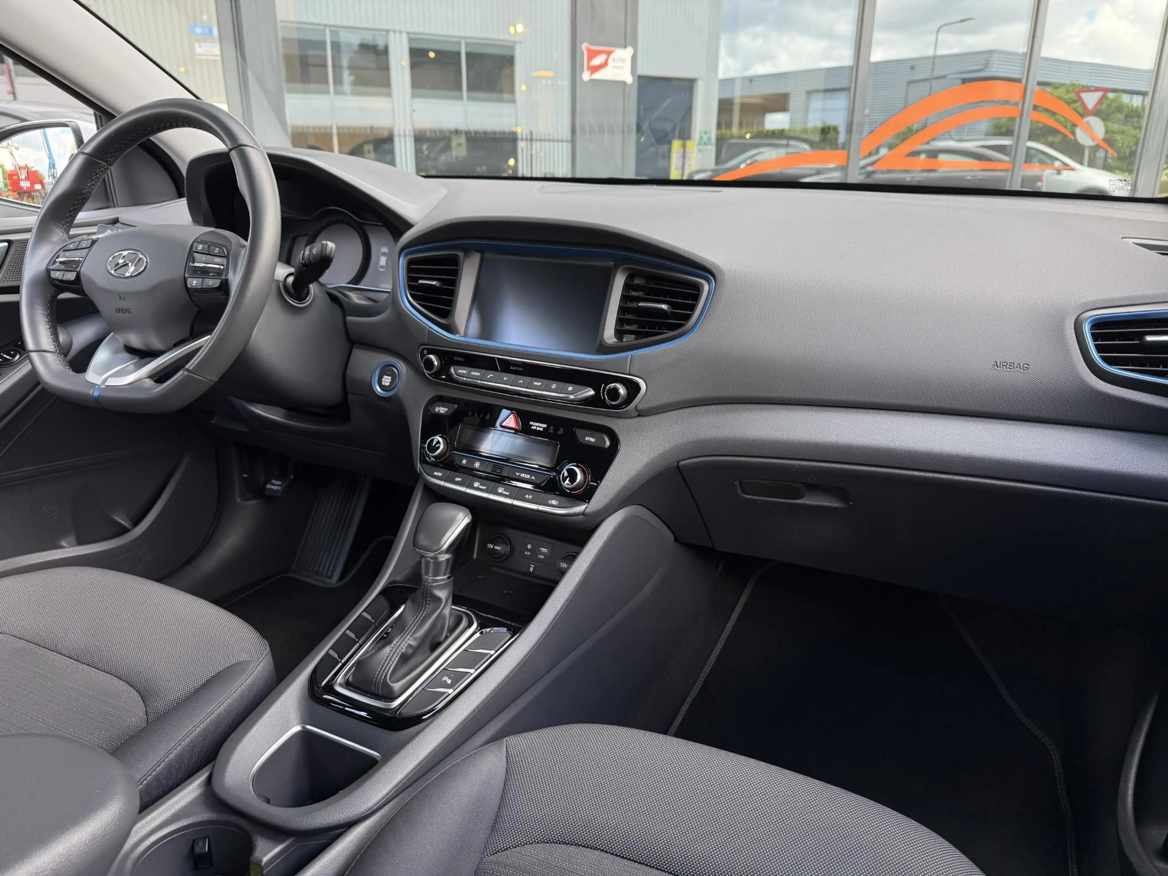 Hyundai IONIQ 1.6 GDi Comfort HEV Hybrid Automaat Navi Camera DA — photo 9