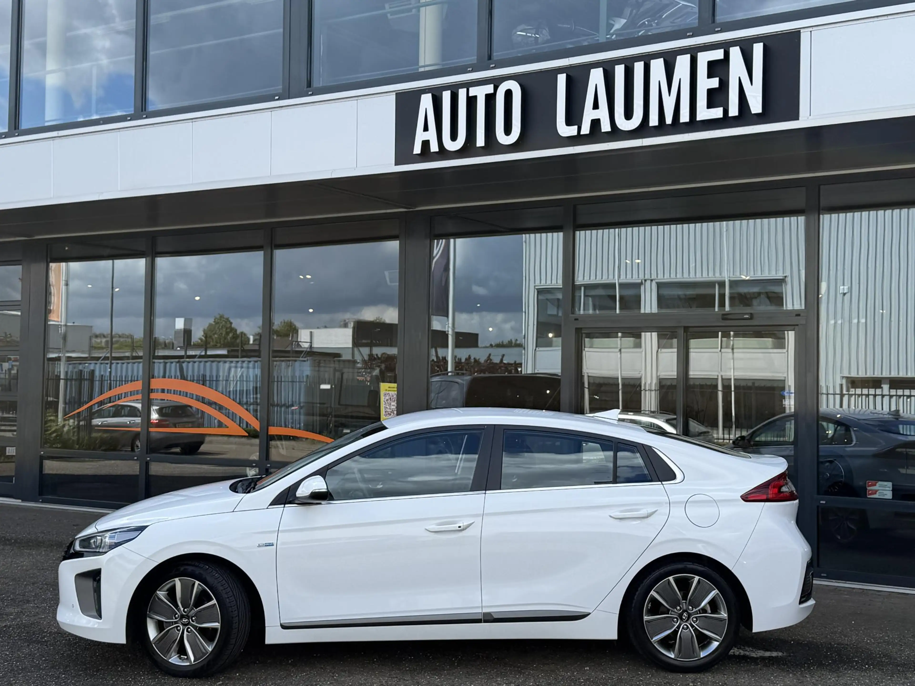 Hyundai IONIQ 1.6 GDi Comfort HEV Hybrid Automaat Navi Camera DA — photo 2