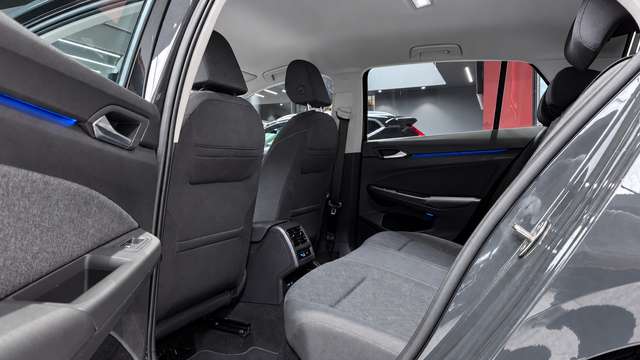 Volkswagen Golf — photo 20