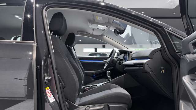 Volkswagen Golf — photo 14