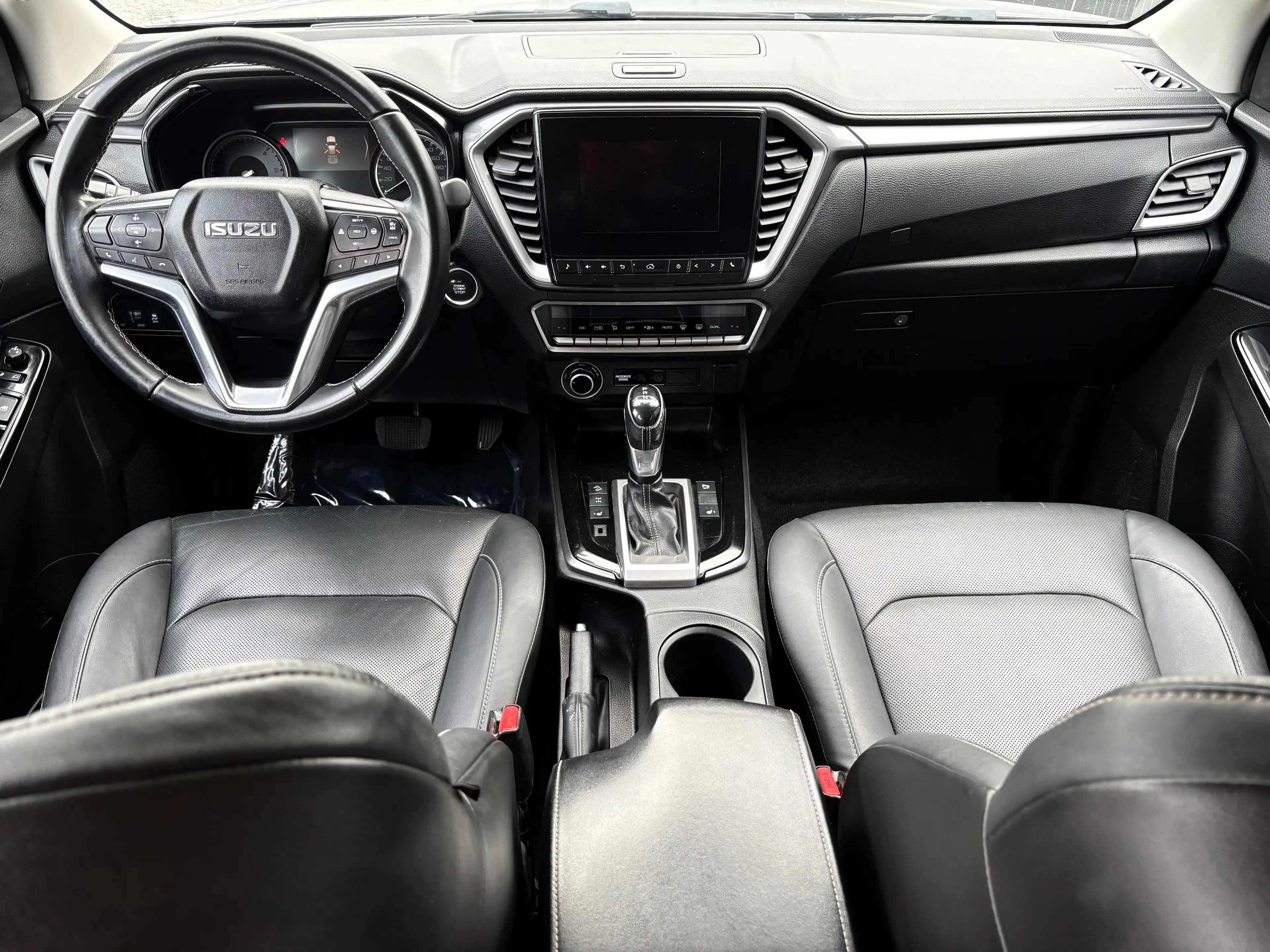 Isuzu D-Max D-Max 1.9 Turbo D 4WD LSX/Full/ Garantie/ — photo 9