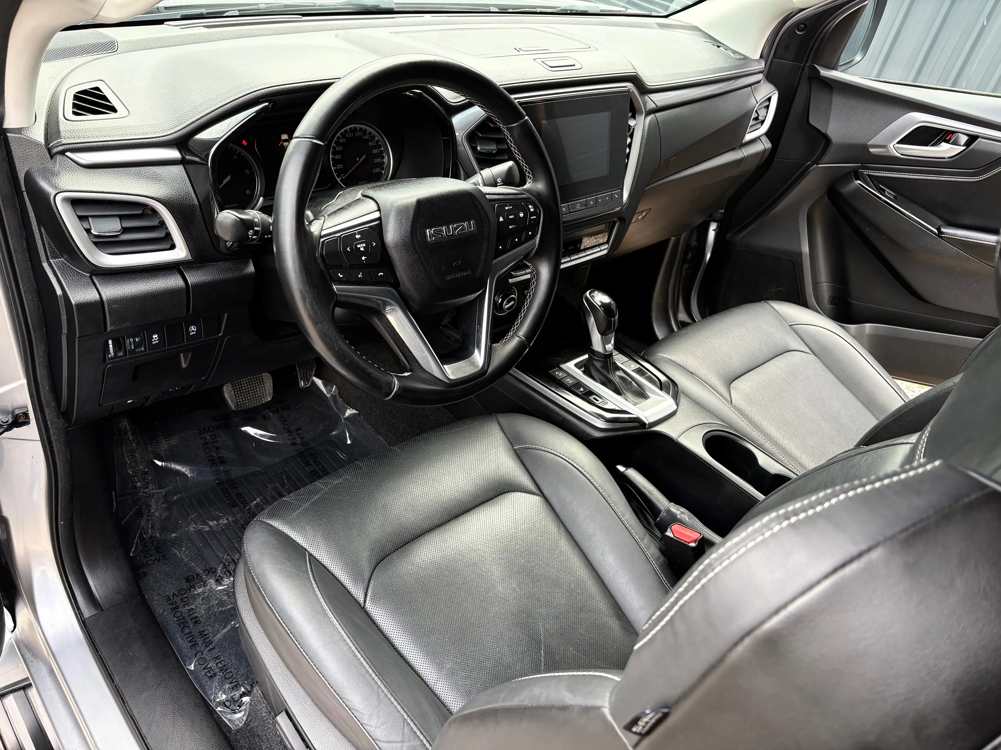 Isuzu D-Max D-Max 1.9 Turbo D 4WD LSX/Full/ Garantie/ — photo 6