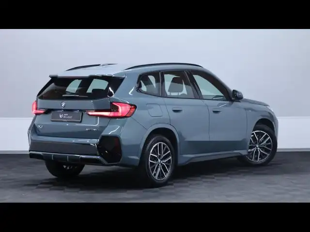 BMW X1 view 4