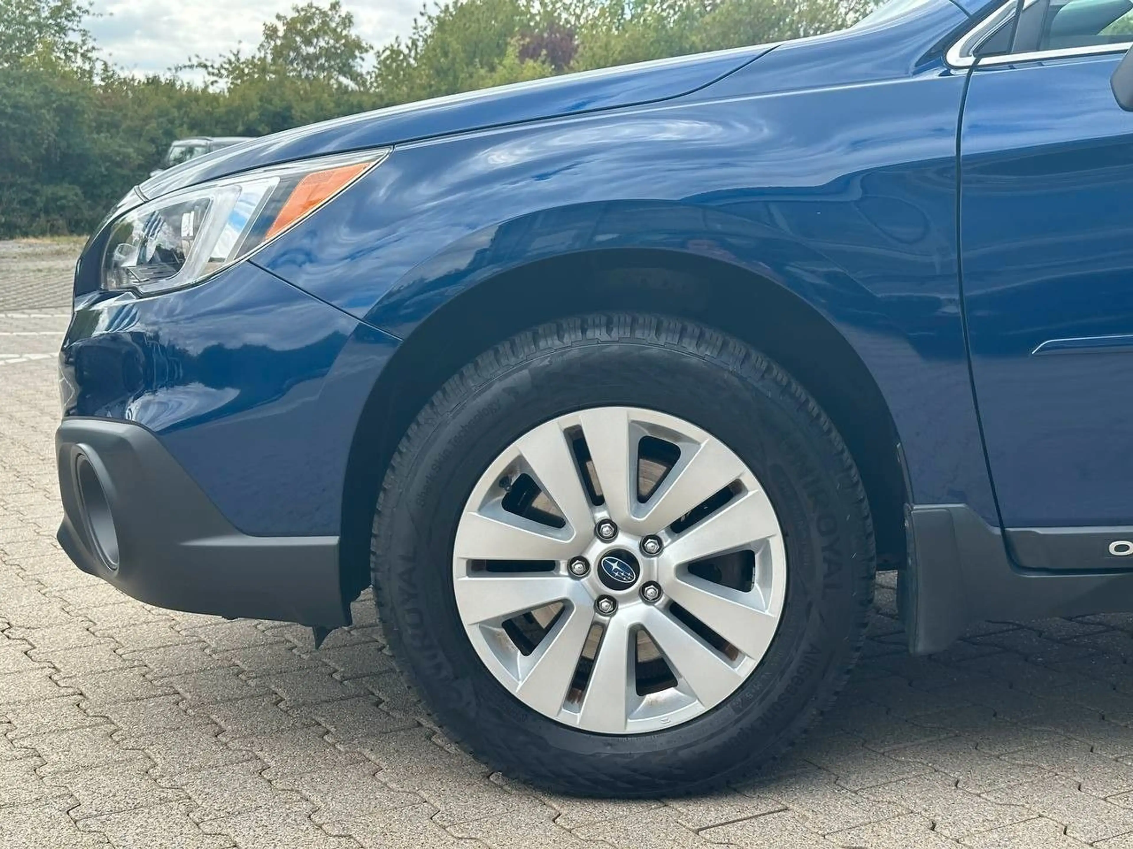 Subaru OUTBACK 2.5i — photo 8