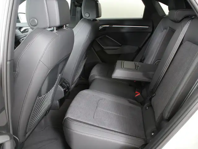 Audi Q3 35 TDI quattro S line ext. Ansicht 8